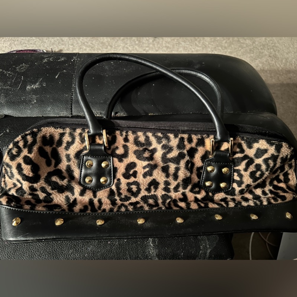 Long leopard purse